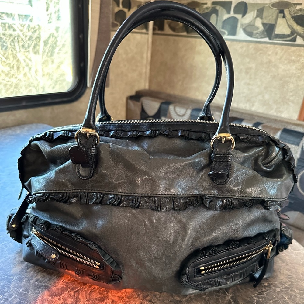 Authentic vintage Gucci Boston Sabrina Ruffle Handbag